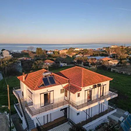 Ocean Breeze Apartment Country house