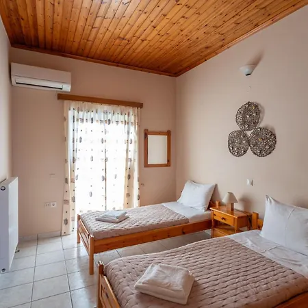 Ocean Breeze Apartment