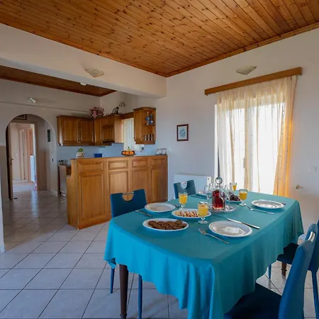 Ocean Breeze Apartment * Kypseli